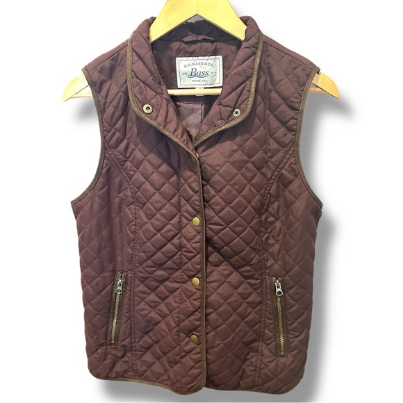 G.H. Bass & Co. Burgundy Quilted Vest with Stand-Up Collar - Picture 1 of 6